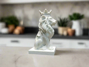 Majestic Lion King Sculpture – Regal Home & Office Décor