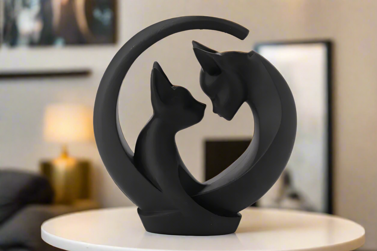 Moonlit Cat Embrace – Graceful 3D Sculpture