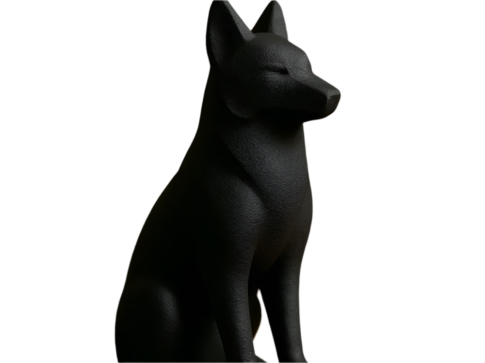 Silent Watcher – Artistic Wolf Model