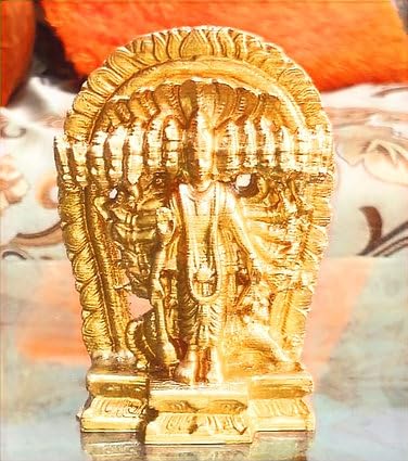 Divine Manifestations: Vishnu's Avatar Statues - Celestial Crafts