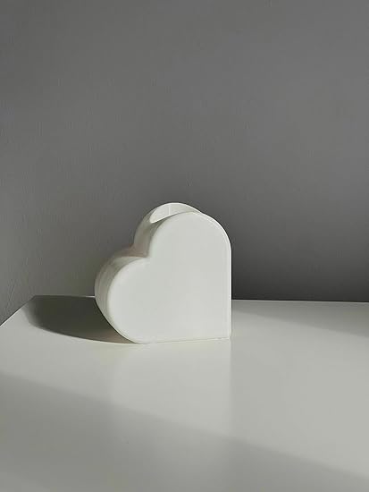 CelestialCraft Heartfelt Organizer: 3D Printed Heart - Shaped Pen Stand - Functional Desk Decor - Celestial Crafts