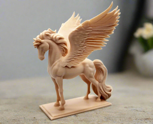 Majestic Pegasus Statue – Elegant 3D-Printed Winged Horse Decor