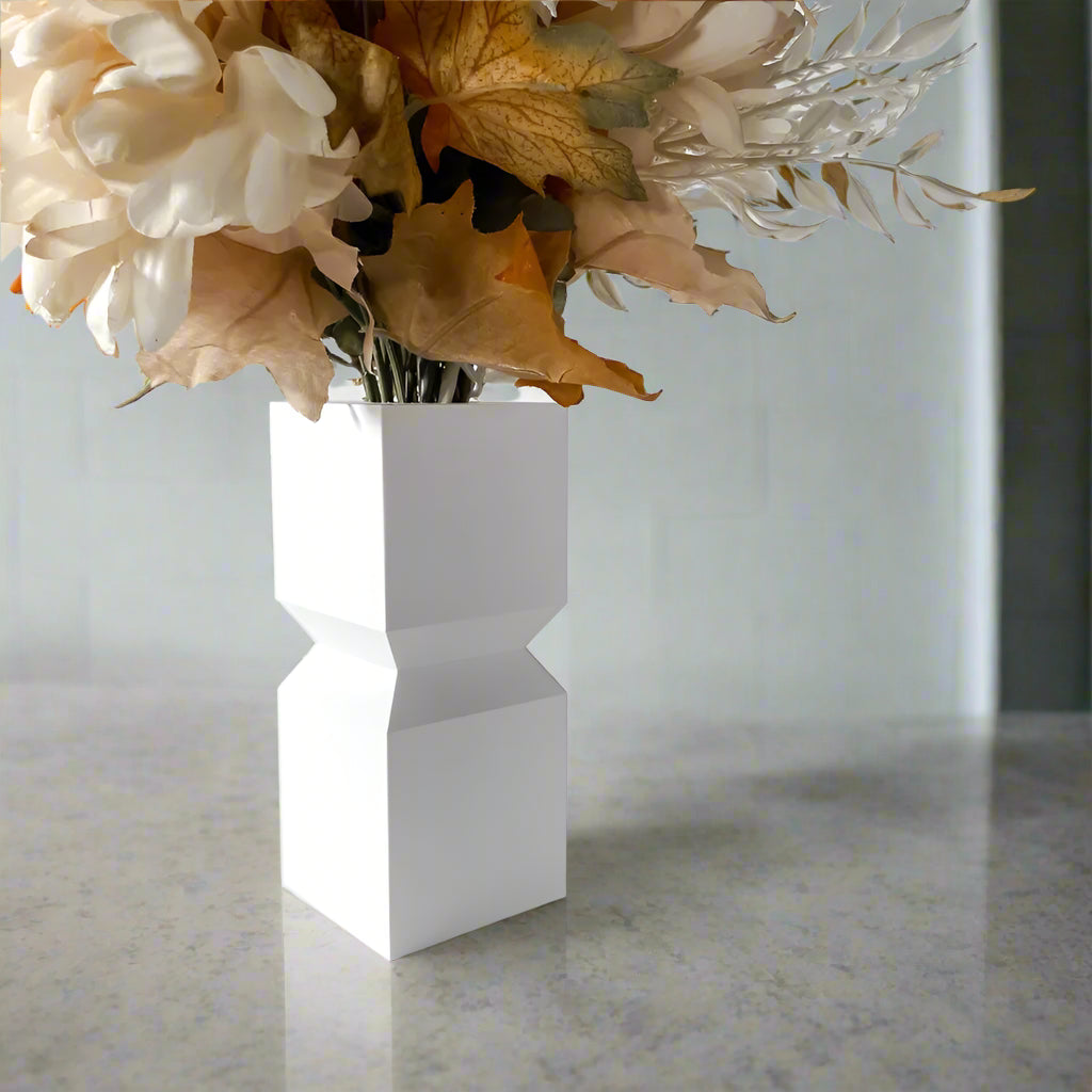 The Loke Vase – Minimalist 3D-Printed Contemporary Art Vase