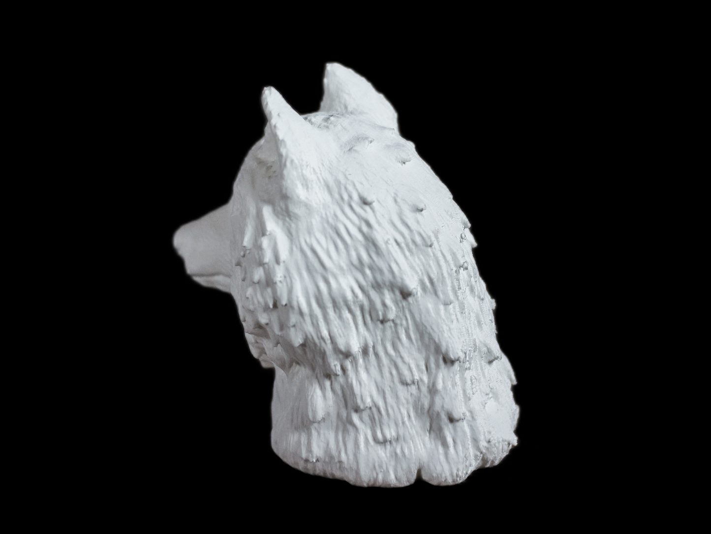 White Wolf Head Figurine: Modern Animal Decor