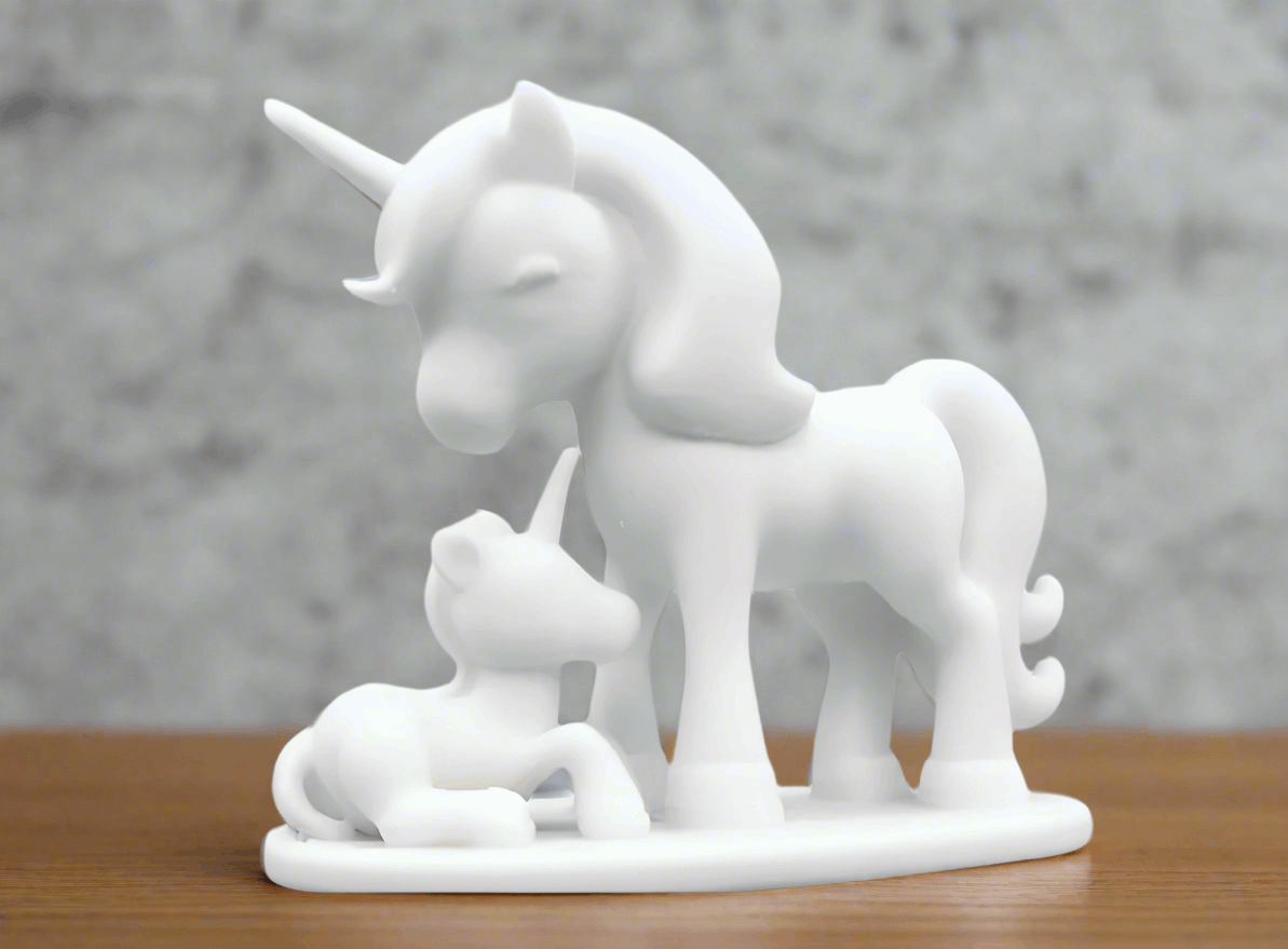 Mom Unicorn and Baby – Enchanting Fantasy Figurine