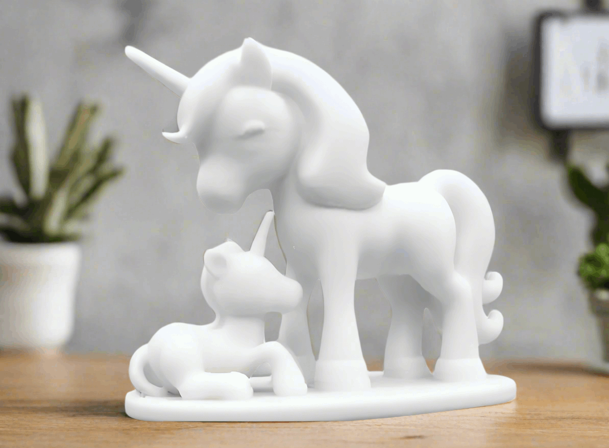 Mom Unicorn and Baby – Enchanting Fantasy Figurine