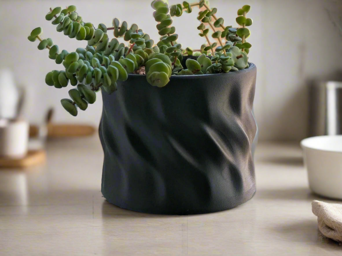 Twisted Plant Pot - Artistic Home Decor