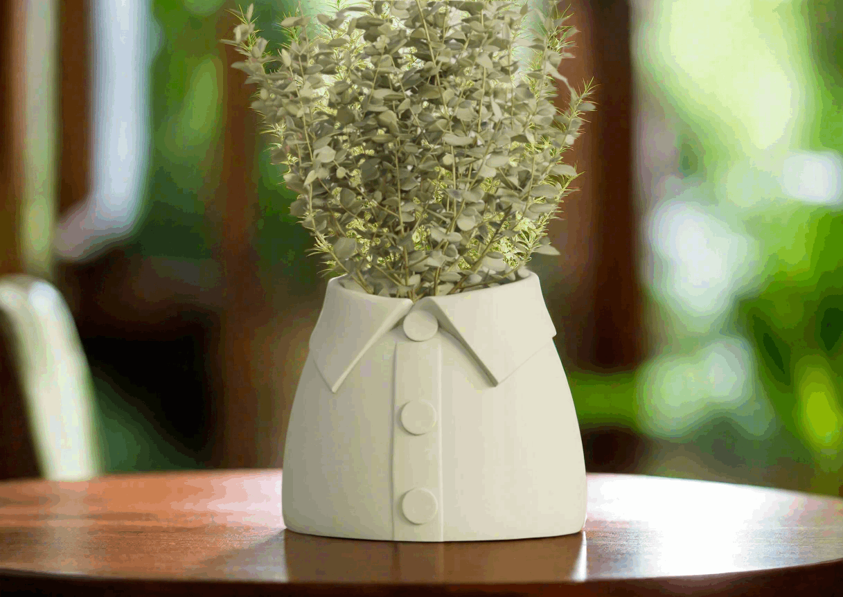 Tee-Inspired Flower Vase