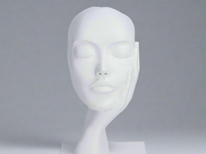 Dreamer’s Rest Figurine – Abstract Thinking Pose Statue