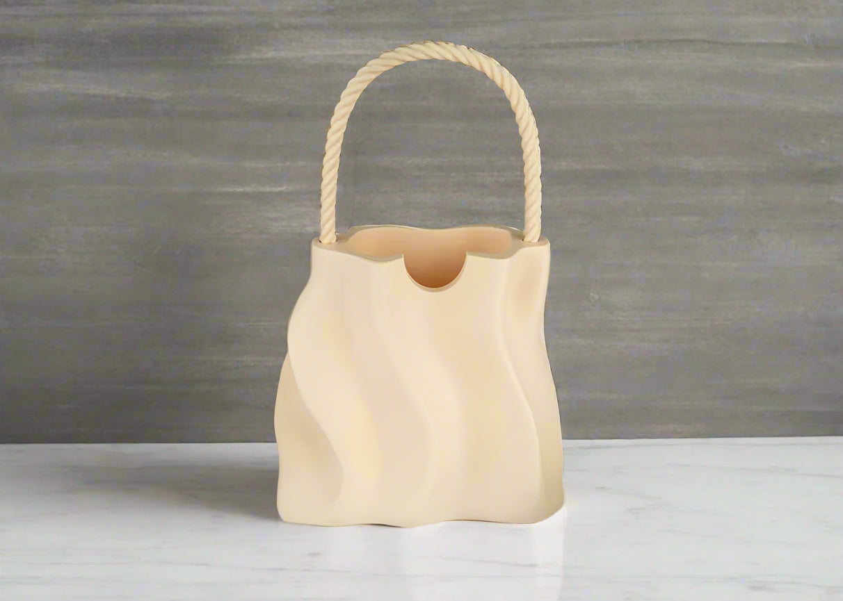 Drape Tote Vase – Stylish 3D Printed Home Decor with Elegant Fabric-Inspired Design