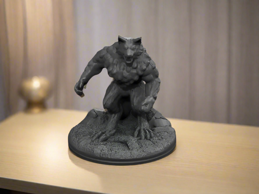 Full Moon Terror: Detailed Werewolf Statue for Fantasy Fans
