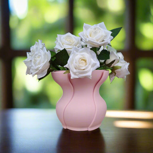Ribbed Design Vase - Aera Collection