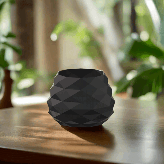 Essential Form Vase