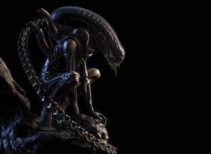 Xenomorph - Alien Creature Statue for Collectors - Celestial Crafts